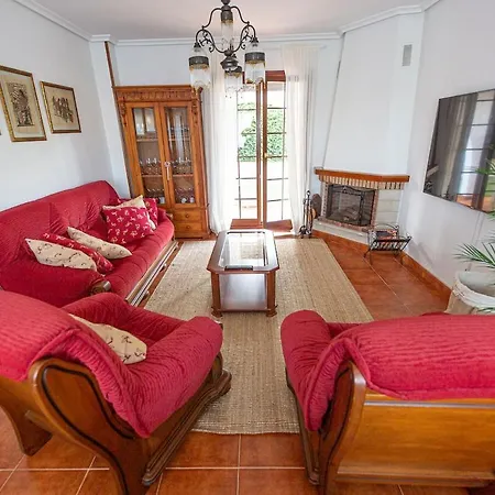 Vila Laly Close To The *